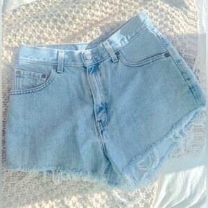 Vintage Levi Lightwash Shorts